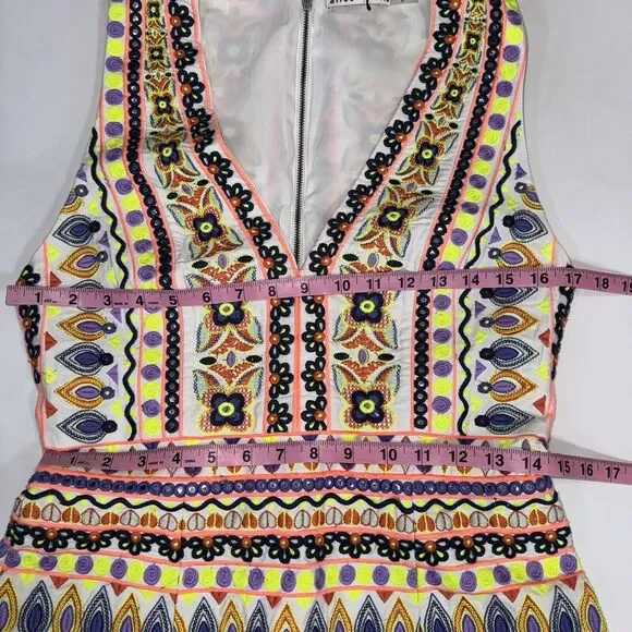 NWT Alice & Olivia Patty Embroidered V-Neck Mini Dress Women Size 10 MSRP  $660